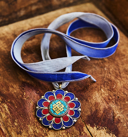 Endless Knot FLower Necklace