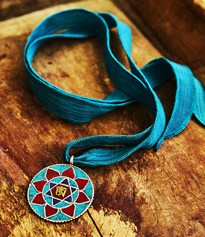 Turquoise Flower David Necklace